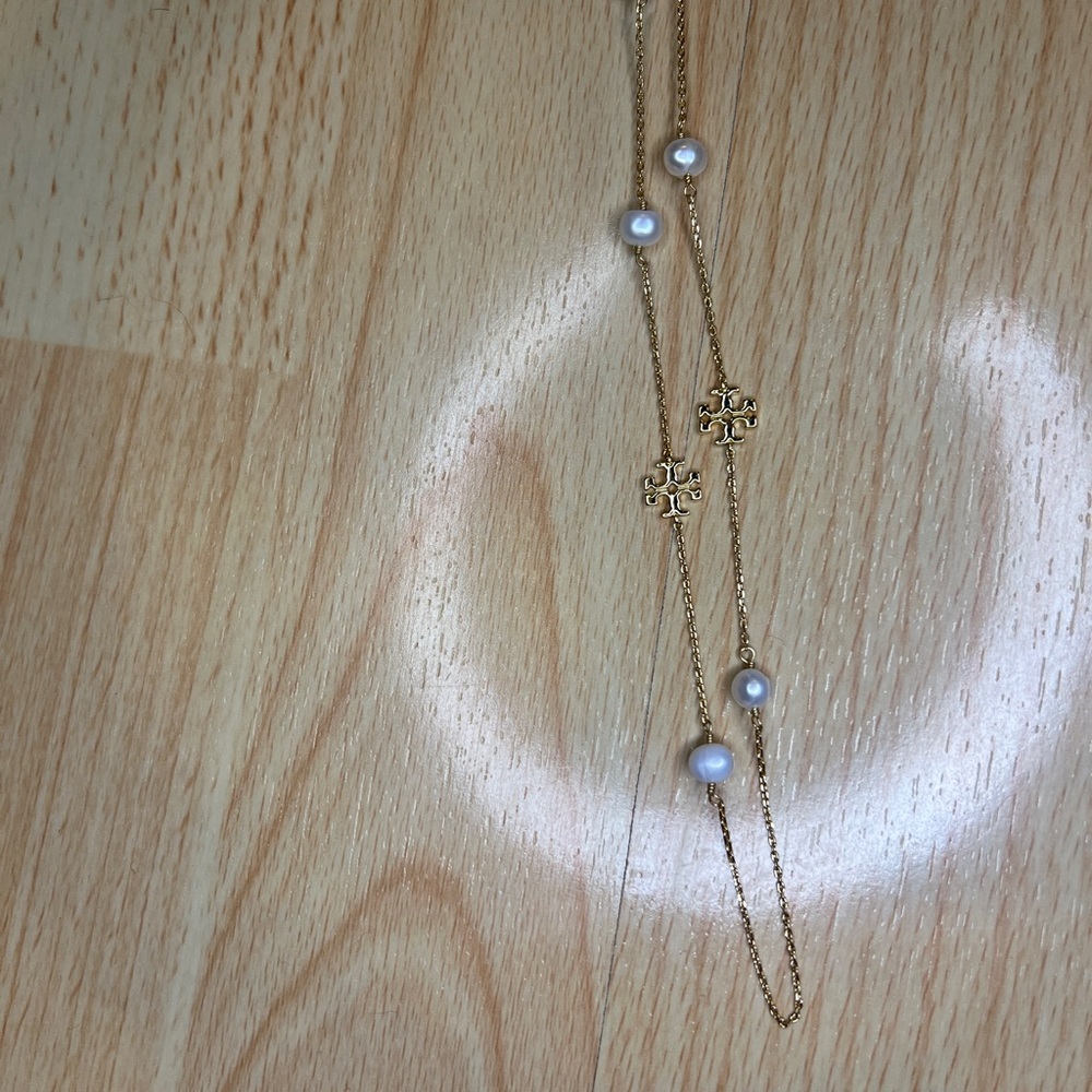 Tory Burch Gold/Pearl Long Necklace - Picture 5 of 6
